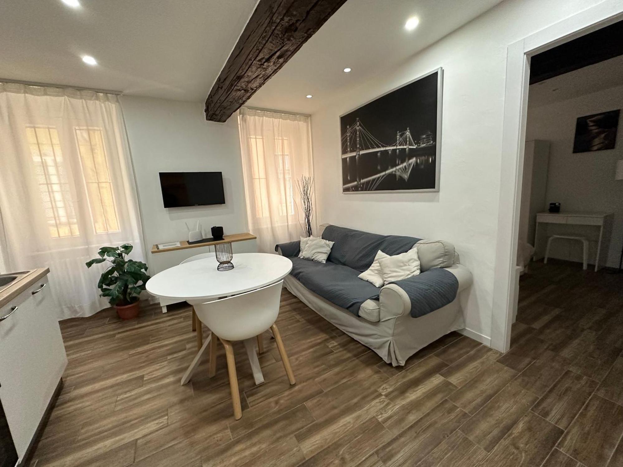 Residenza Castellazzo Apartment Ivrea Exterior photo